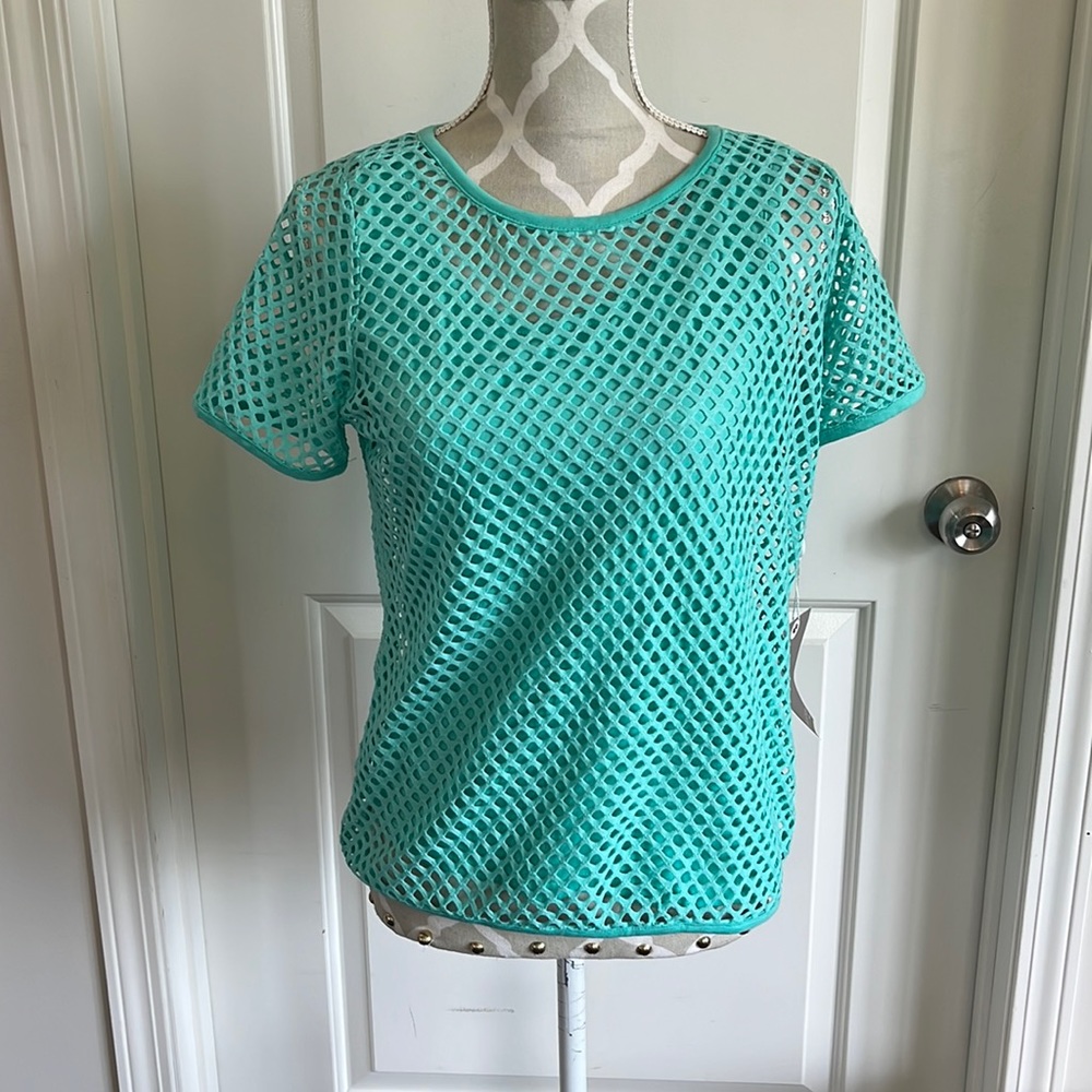 NWT Evolution by Cyrus mesh top with underlay size small